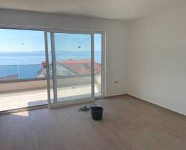 Croatia, Middle Dalmatia, Baška Voda - Apartment, for sale