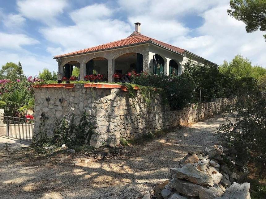 Croatia, Island of Brač,  - House, for sale