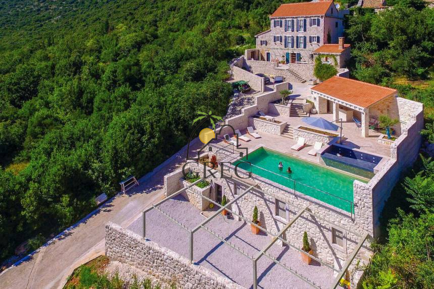 Croatia, Pelješac Peninsula,  - House, for sale