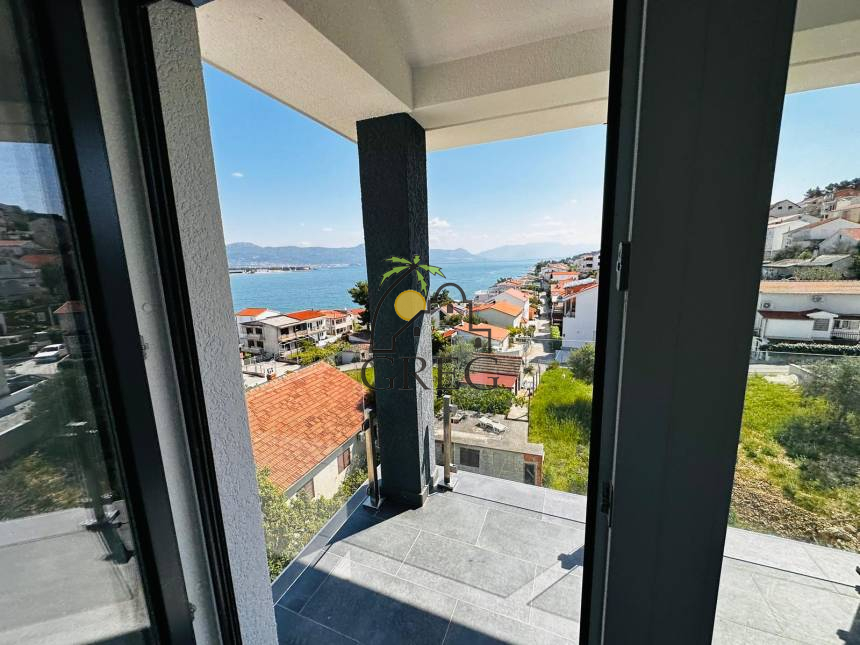 Croatia, Island of Ciovo,  - Apartment, for sale