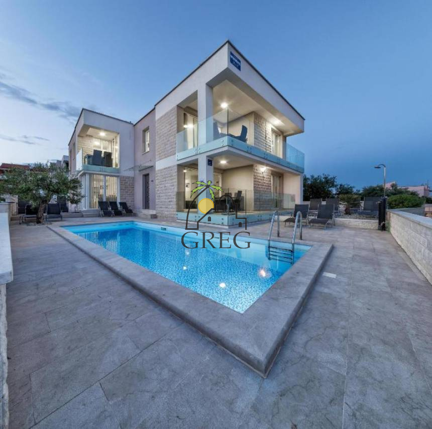 Croatia, North Dalmatia, Vodice - House, for sale