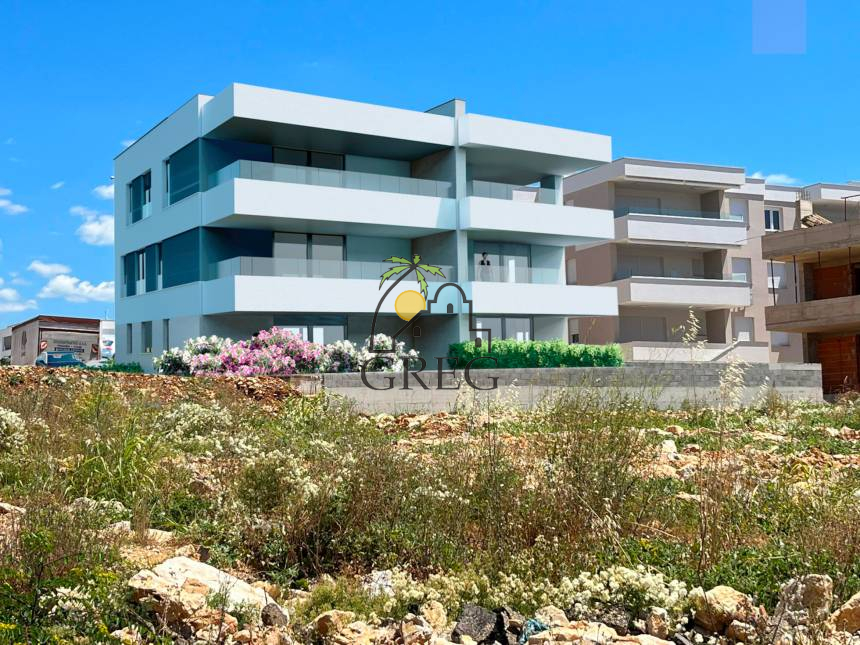 Croatia, Island of Pag, Novalja - Apartment, for sale