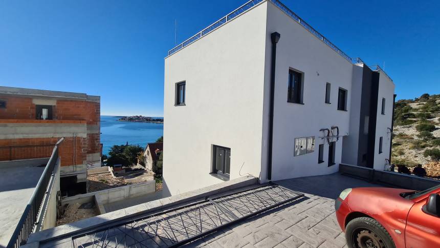 Croatia, Middle Dalmatia,  - Apartment, for sale