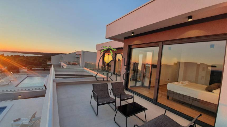 Croatia, Island of Pag,  - House, for sale