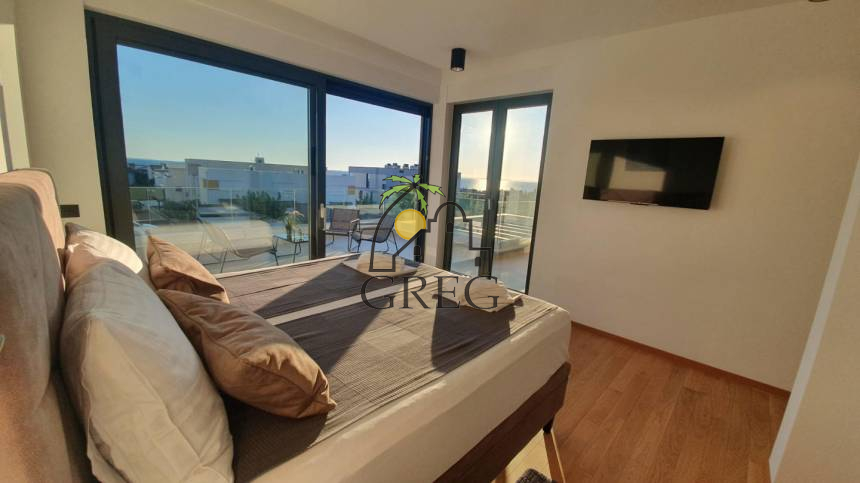 Croatia, Island of Pag,  - House, for sale