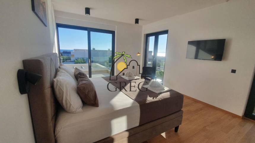 Croatia, Island of Pag,  - House, for sale