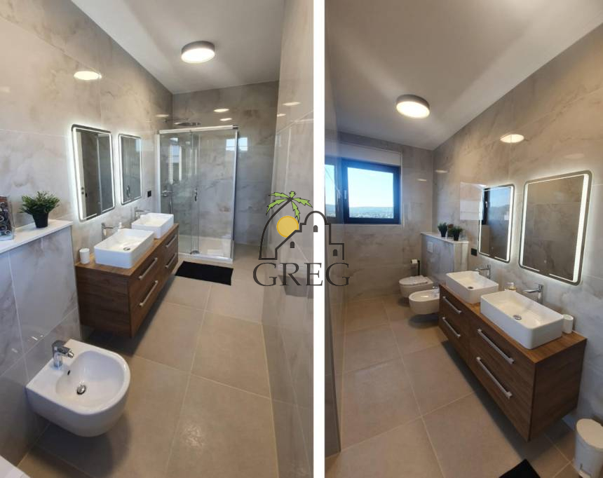 Croatia, Island of Pag,  - House, for sale