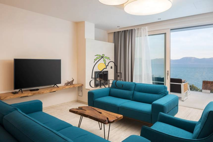 Croatia, Middle Dalmatia,  - House, for sale