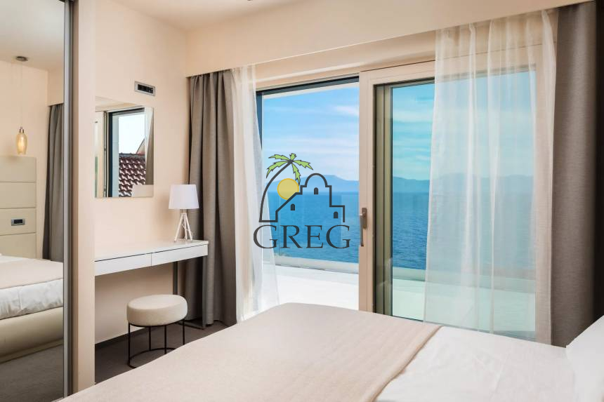 Croatia, Middle Dalmatia,  - House, for sale