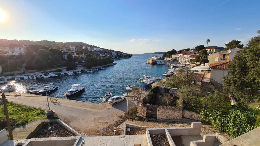 Croatia, Middle Dalmatia,  - House, for sale